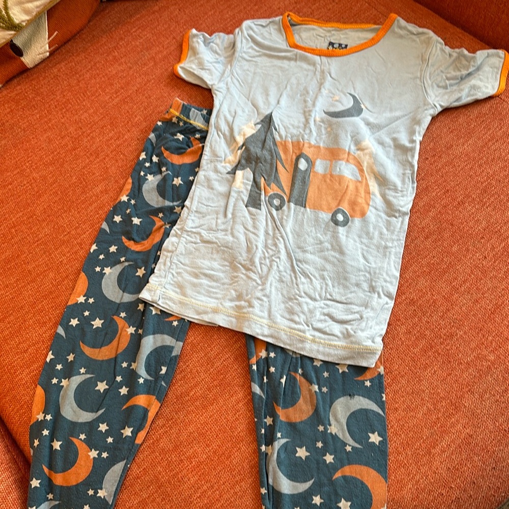Kickee Pants Pajama Set GUC Camper Moon & Stars sz 6